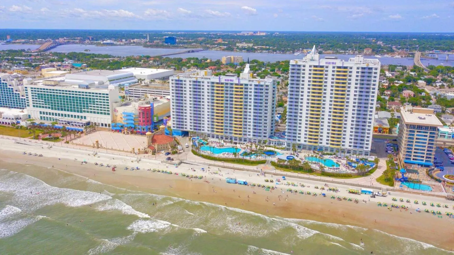 度假居 Luxury 11Th Floor 1 Bedroom Condo Direct Oceanfront Wyndham Ocean Walk Resort Daytona Beach | 1107