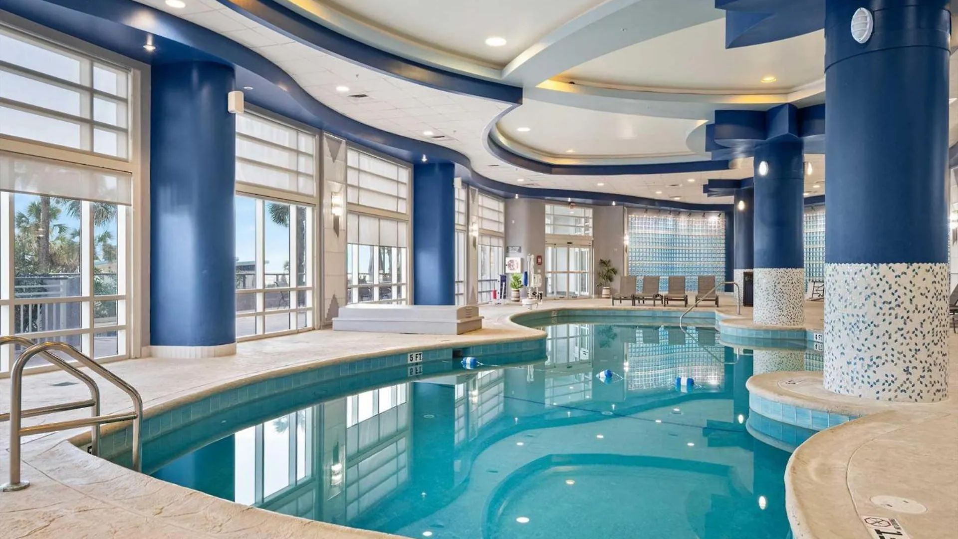 度假居 Luxury 11Th Floor 1 Bedroom Condo Direct Oceanfront Wyndham Ocean Walk Resort Daytona Beach | 1107