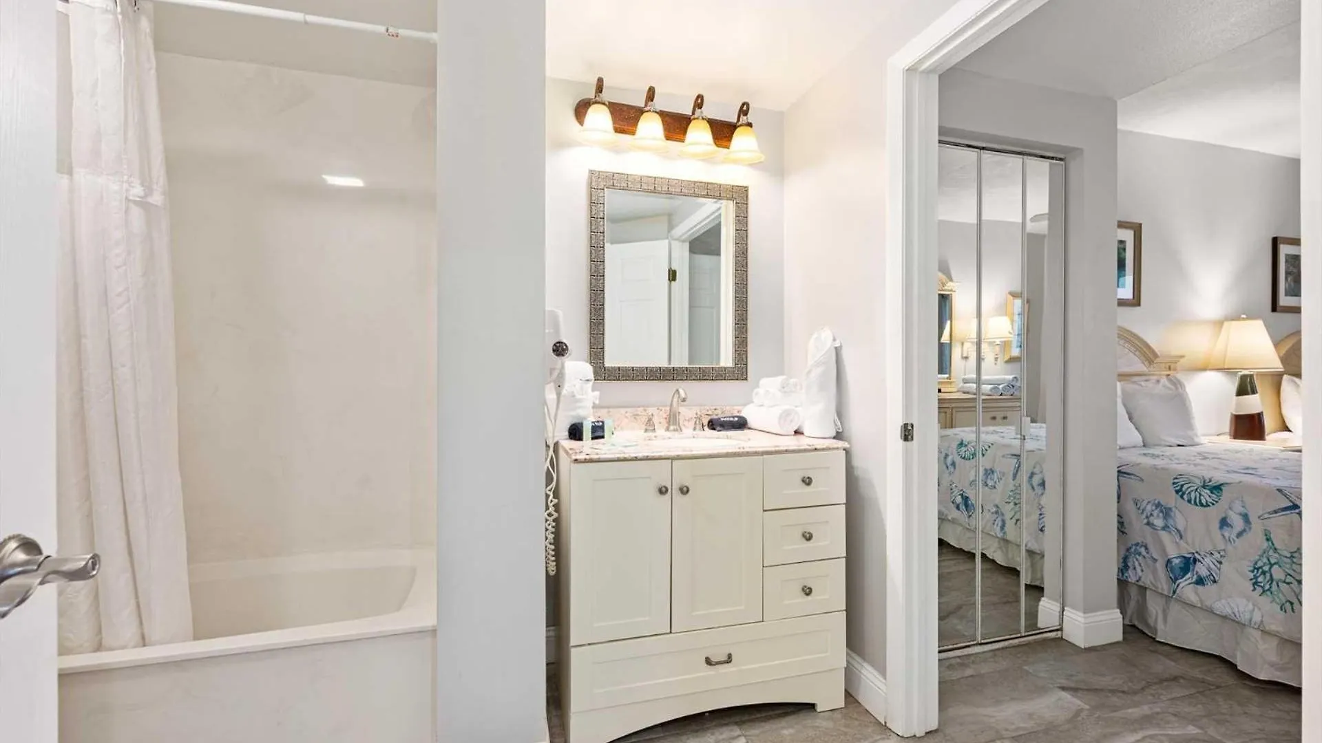 Luxury 11Th Floor 1 Bedroom Condo Direct Oceanfront Wyndham Ocean Walk Resort Daytona Beach | 1107 0*,